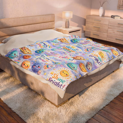 Kids Plush Velveteen Blanket – Ultra Soft Cozy Throw Blanket for Boys & Girls | Warm Lightweight Blanket for Bed, Nap Time & Gifts