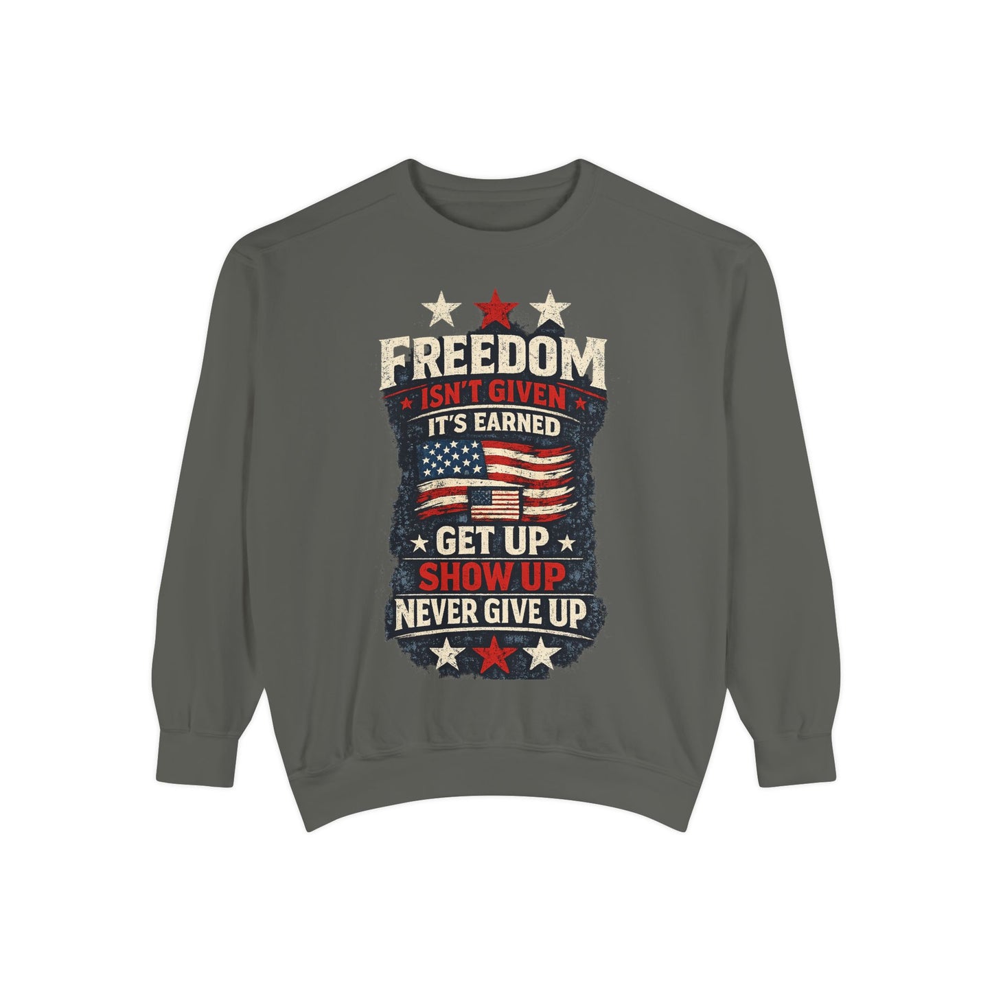 Never Give Up USA™ Patriotic Sweatshirt – Inspirational 4th of July Crewneck for Everyday Motivation